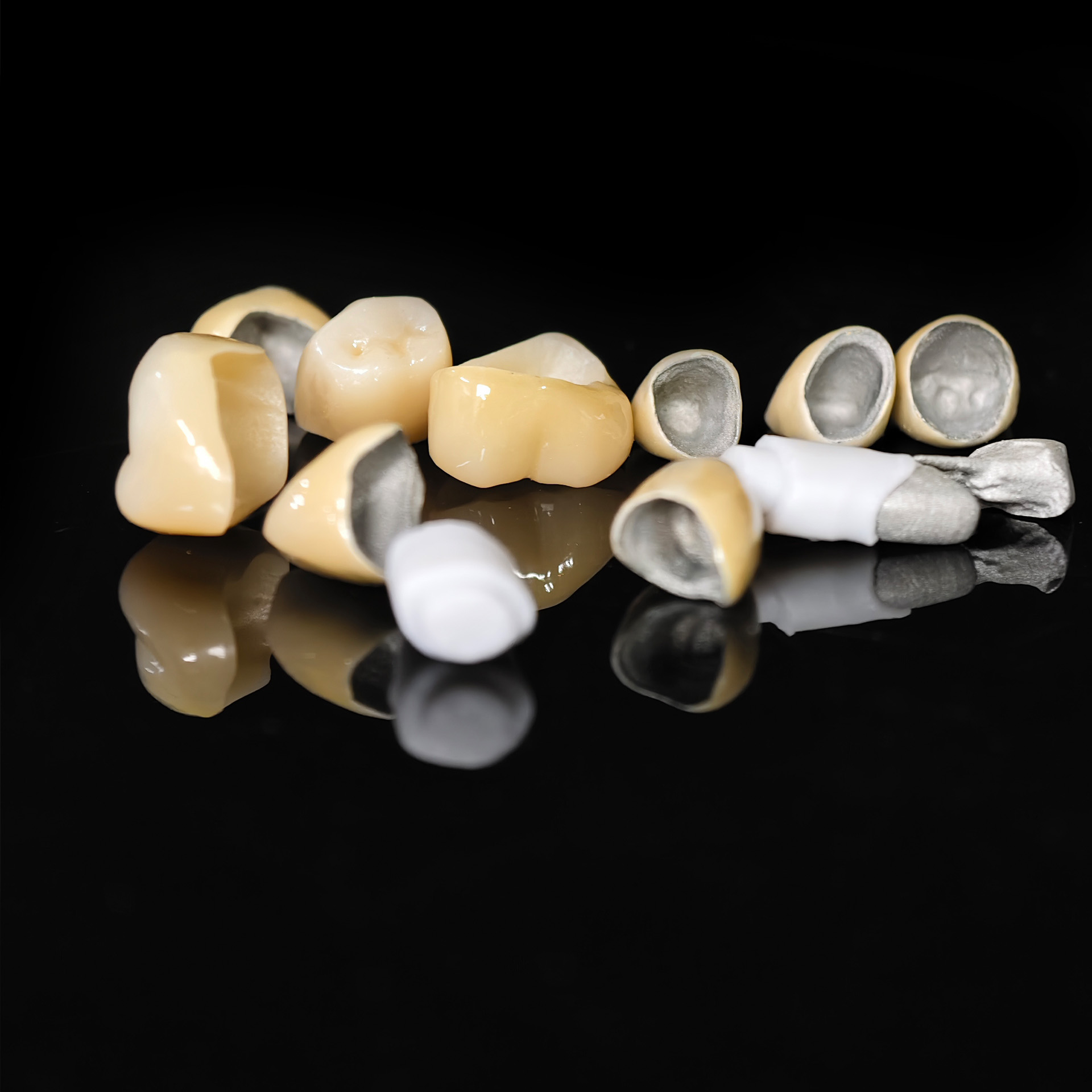 Co - Cr PFM Dental Bridge with