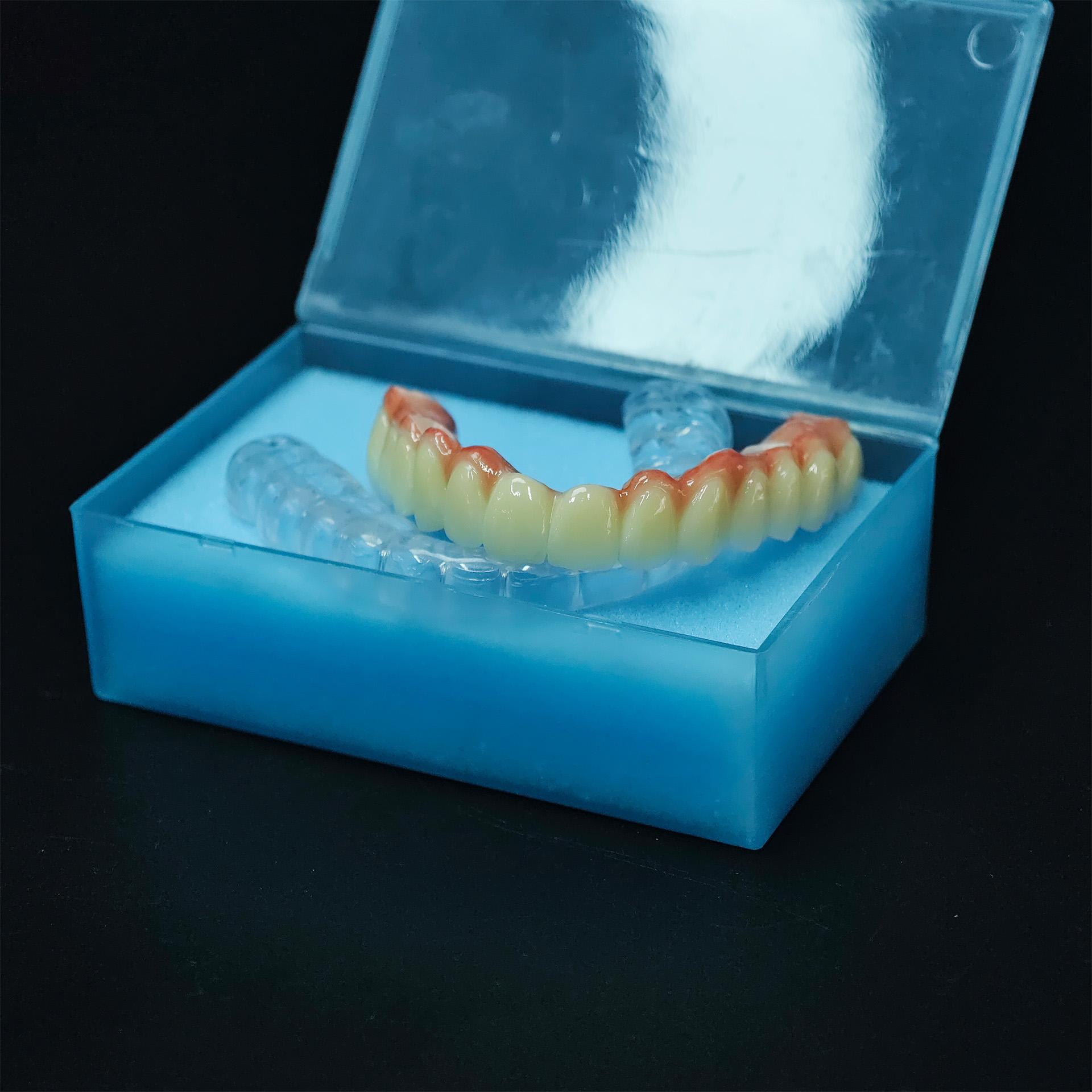 Half-mouth zirconia bridge wit